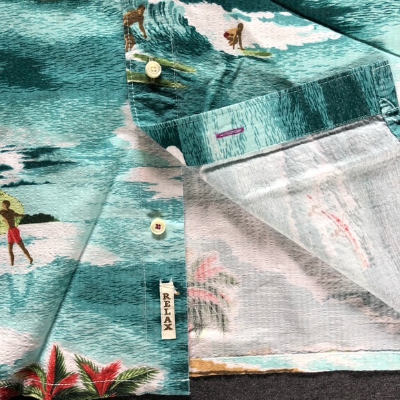 Tommy Bahama Island Hawaiian Shirt (modern fit) size M - Picture 4 of 7